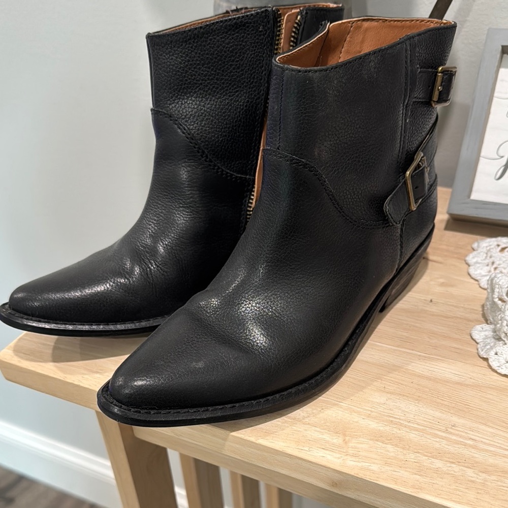 Lucky Brand Black Leather Buckle Boots